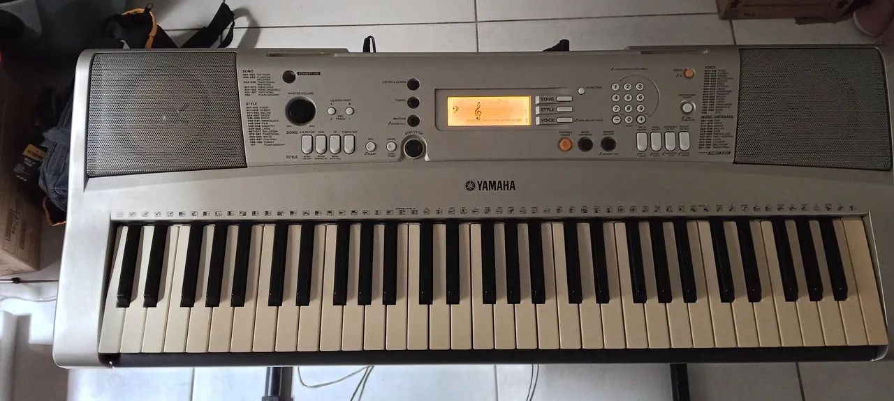 Teclado Yamaha psr E313 - Foto 2