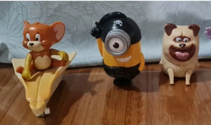 Brinquedos mc donalds bob esponja, pokemon e mais - Foto 3