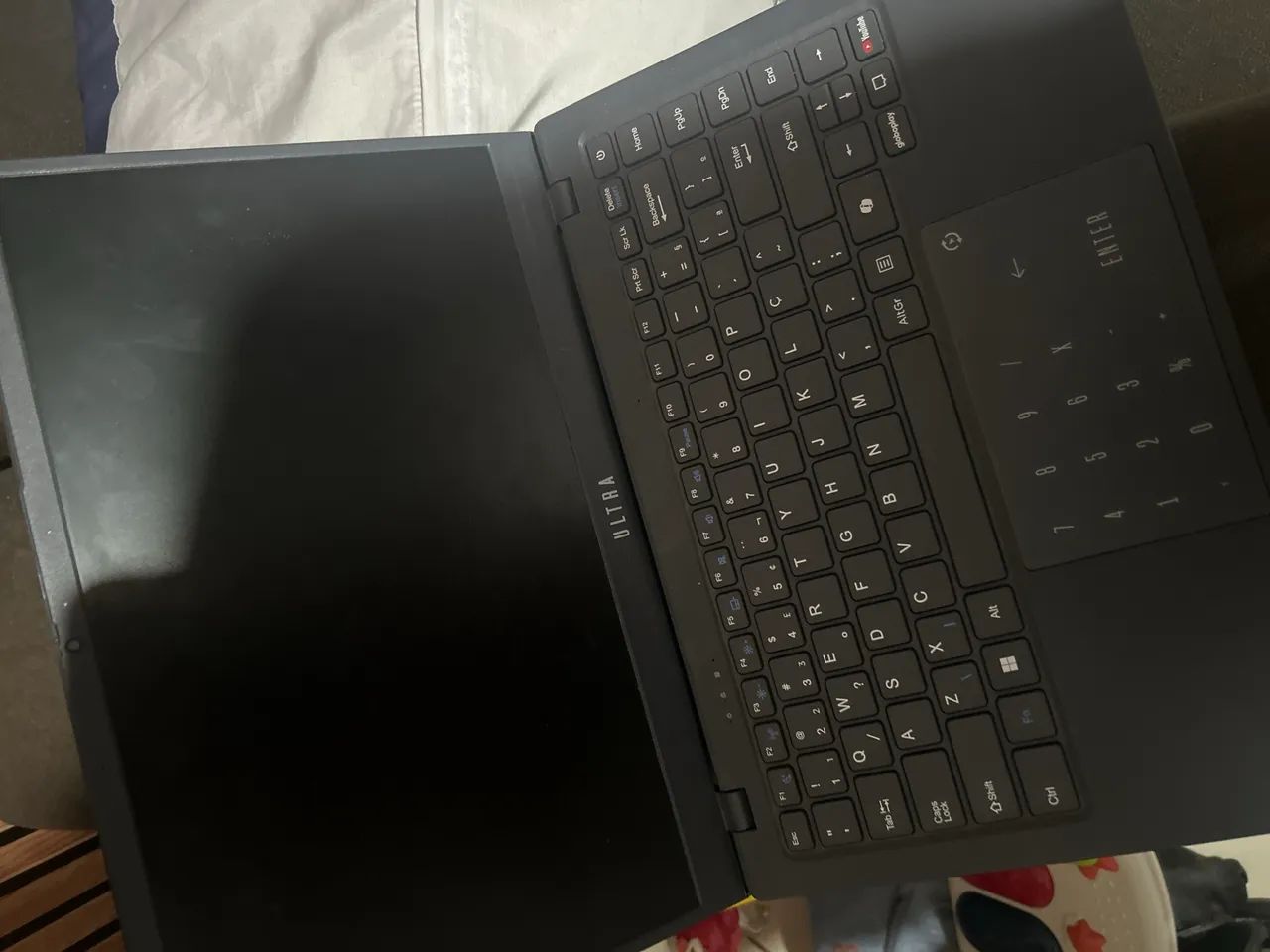 Vendo notebook Ultra, funcionando normalmente