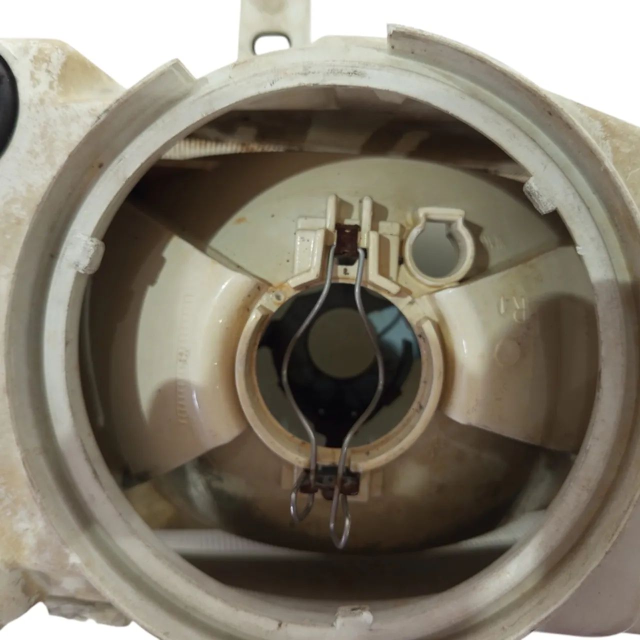 Lanterna Dianteira Esquerda Golf Glx 1994 A 1999 Com Avarias Esquerdo Beje - Foto 2