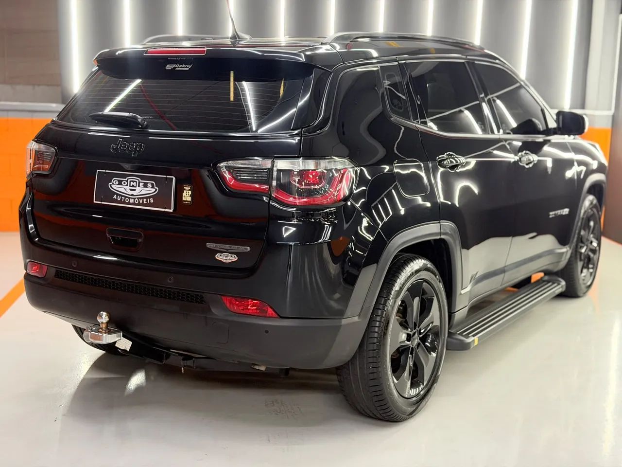 Jeep Compass Night Eagle 2.0 4X2 Flex 16V AUT 2018 - Foto 5