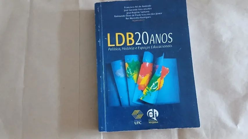 06 Livros  - Foto 5