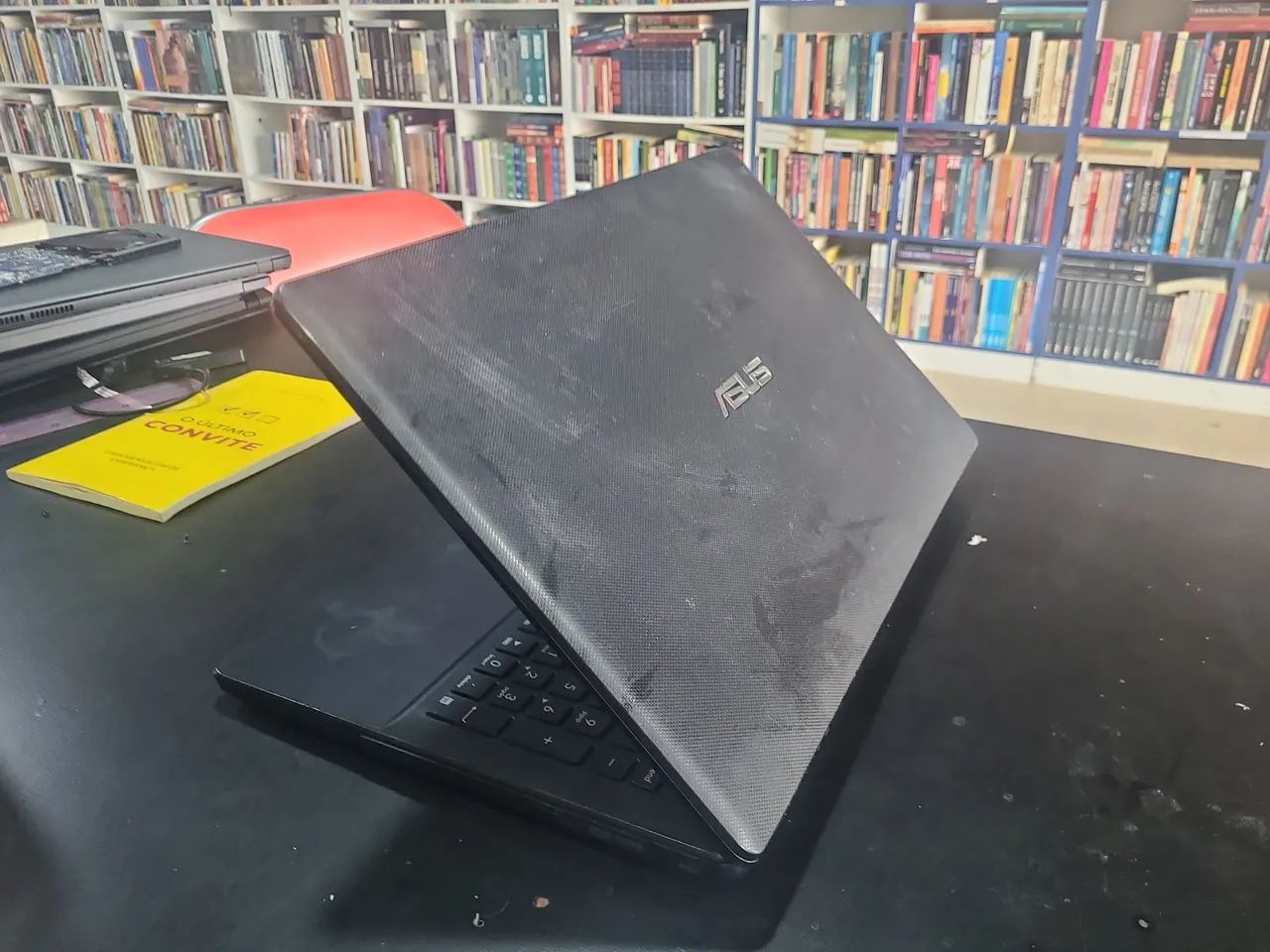 Notebook Asus amd E2 3800 com 8gb ram ssd de 128gb  - Foto 4