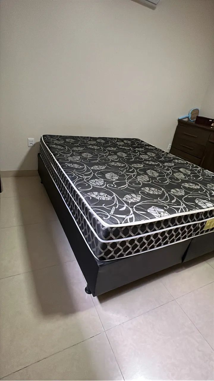 Cama Casal Queen 