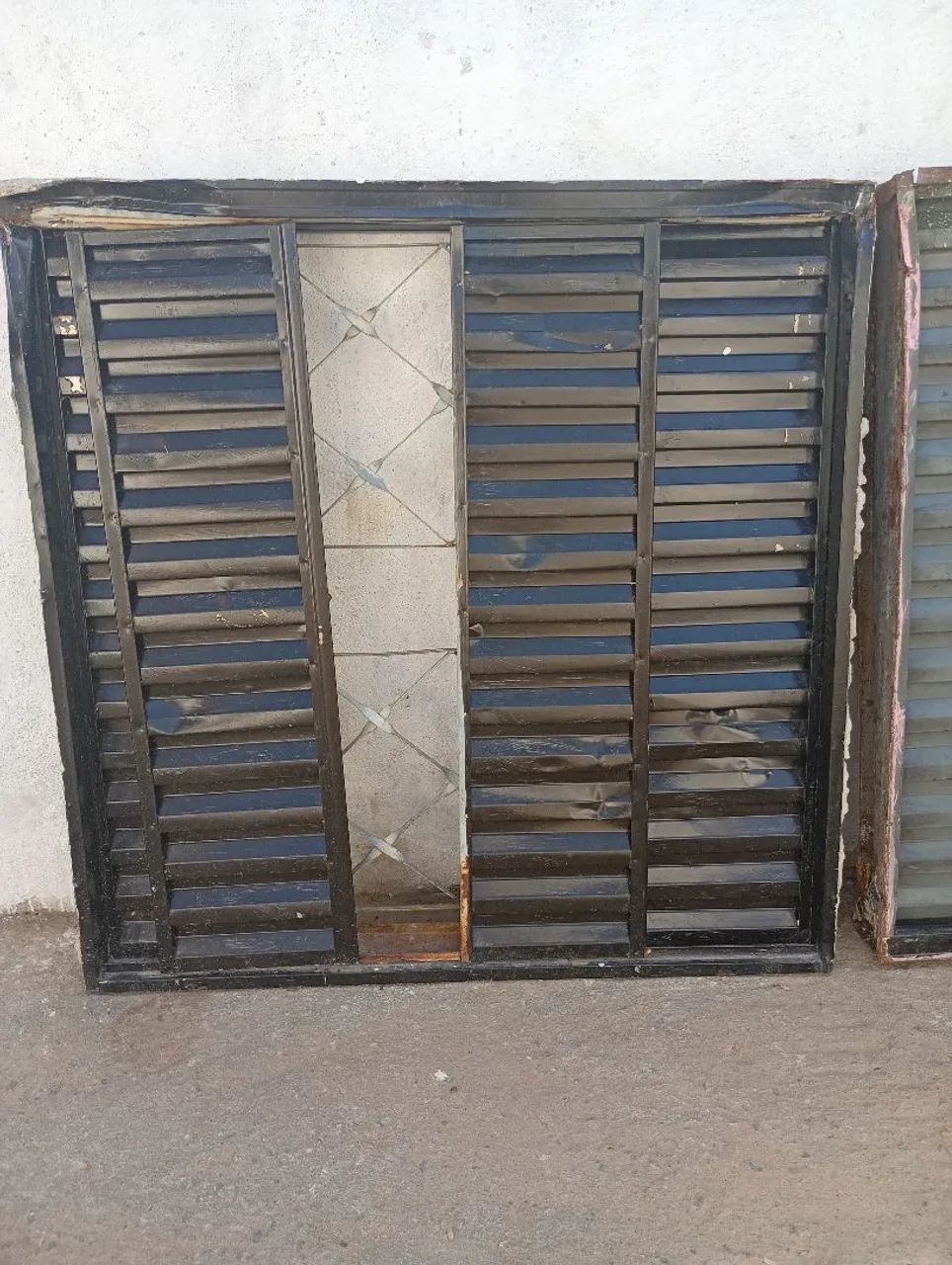 Janelas 100$ cada