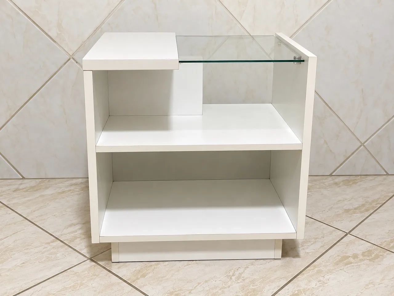 Conjunto mesa de centro + mesa lateral com tampo de vidro