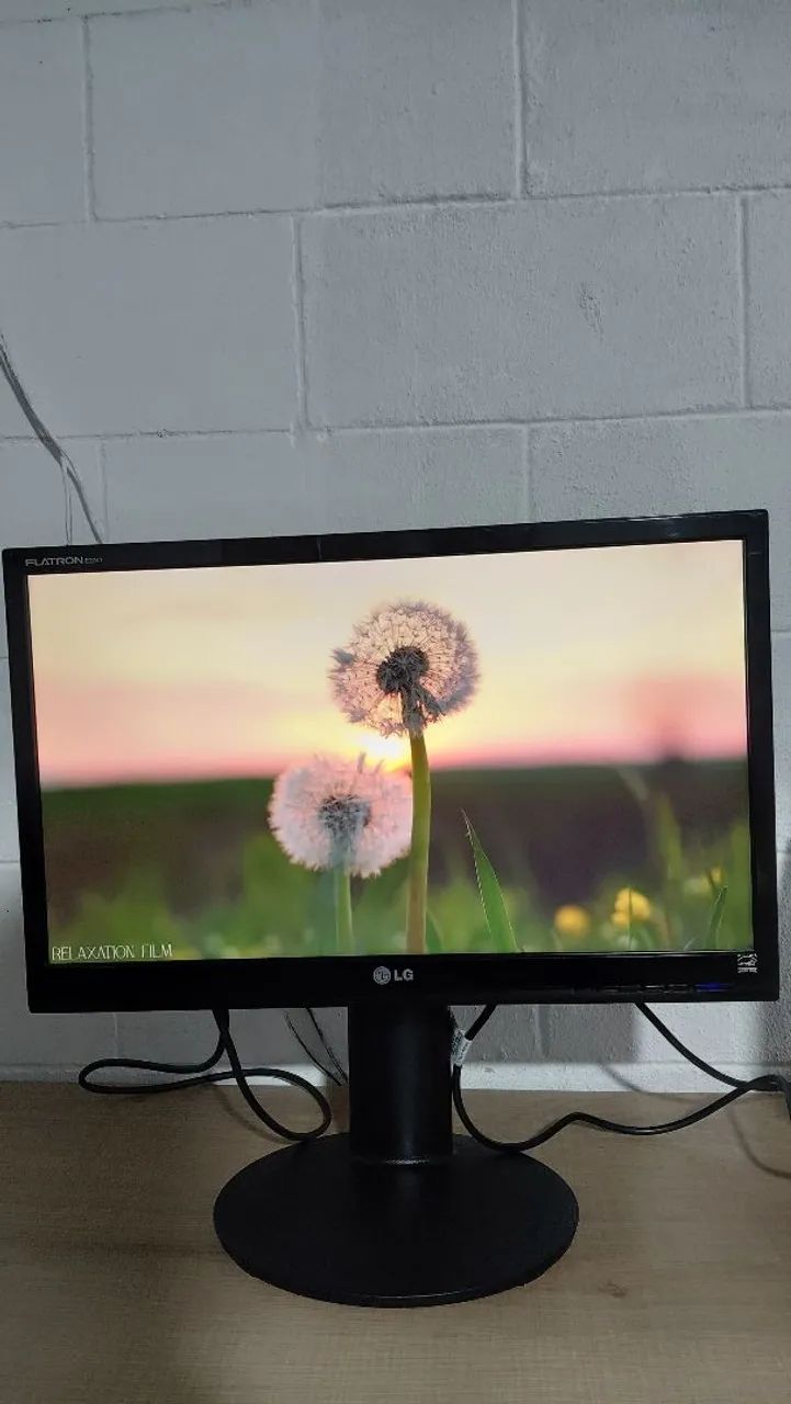 Monitor LG 22 Polegadas" Full HD com HDMI | Base Regulável. - Foto 3