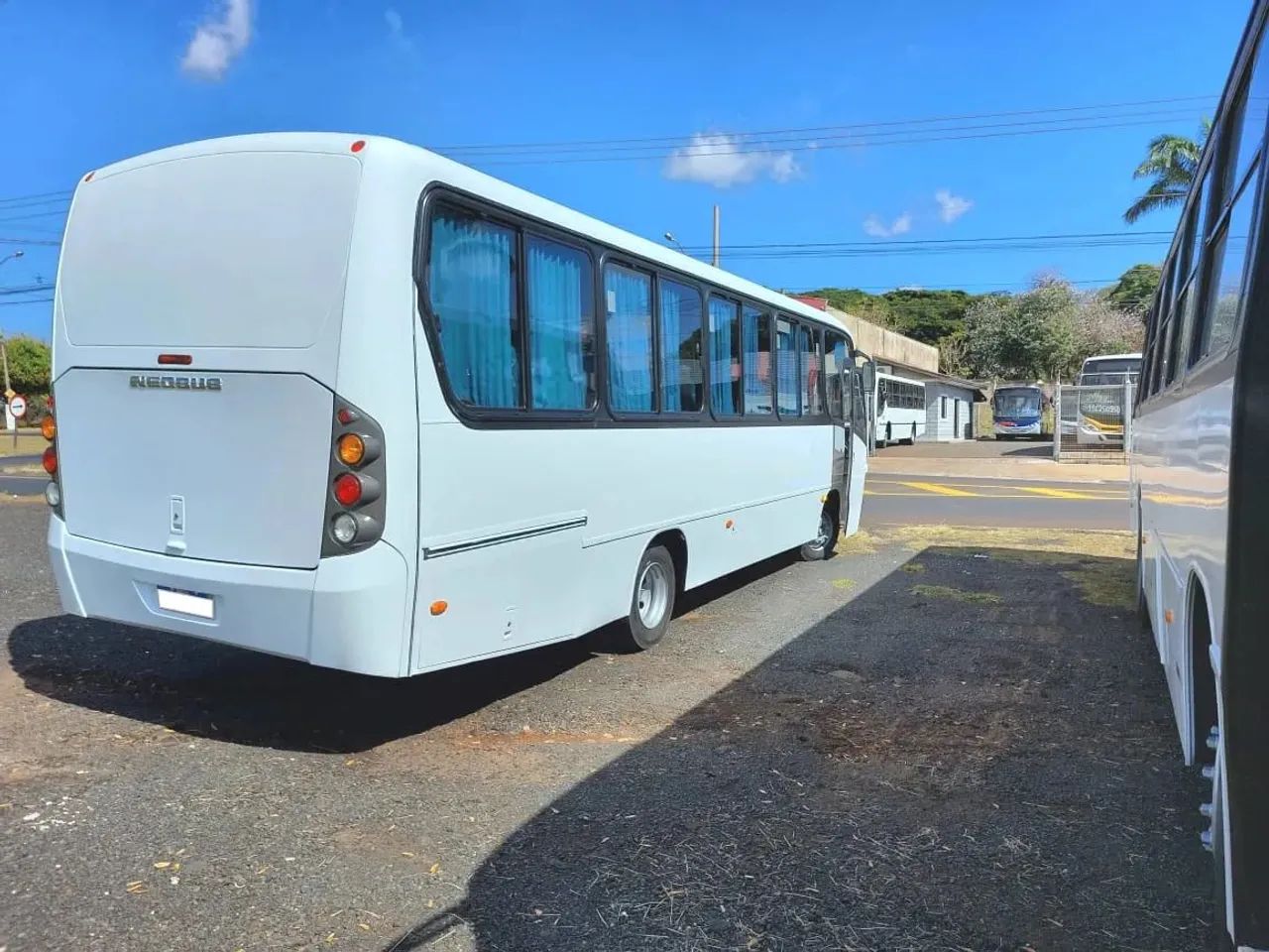 Microônibus 2008 - Foto 2