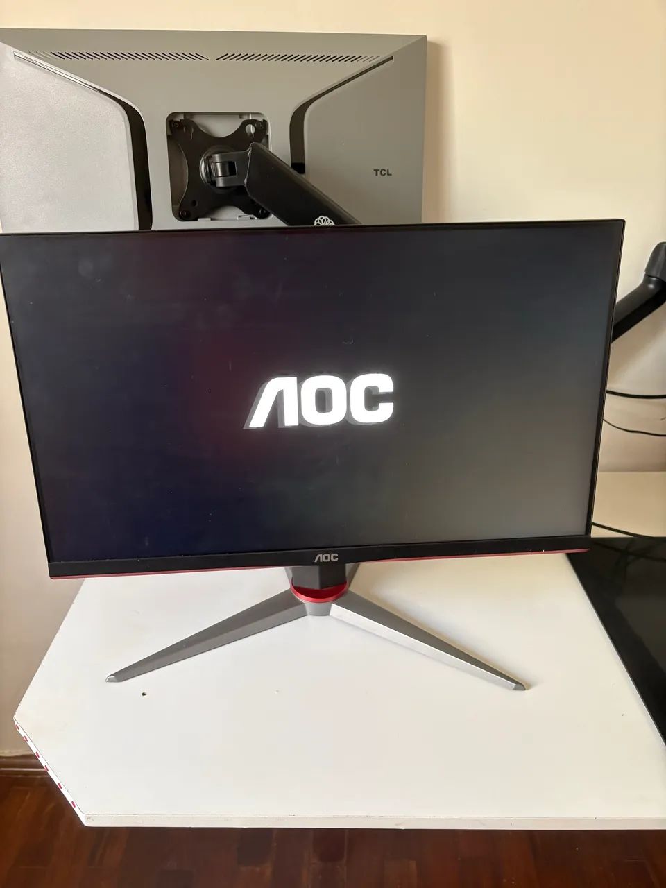 Monitor AOC 240hz 0,5ms 24p IPS  - Foto 4