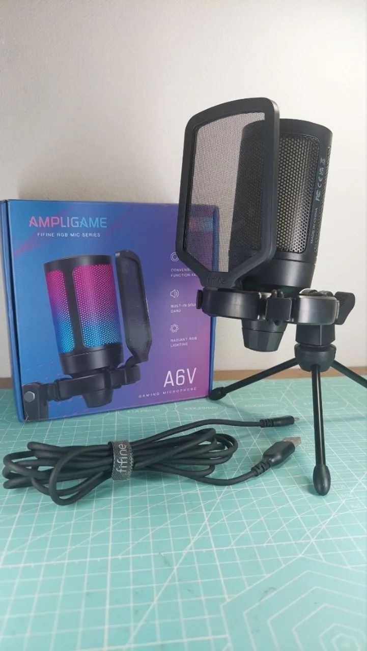 Fifine Ampligame A6V Microphone - RGB - Excellent for Gaming and Streaming