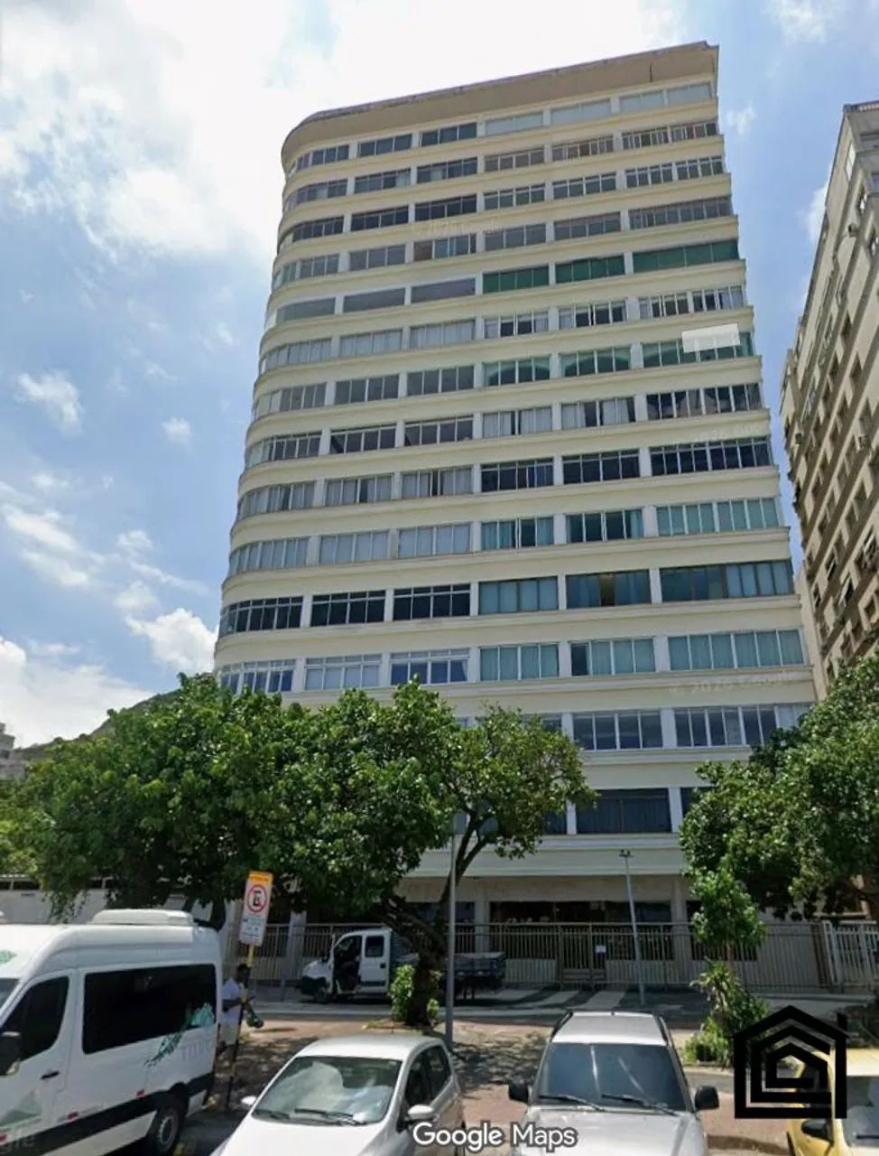 Excelente 03 quartos , esquina com Av. Atlântica
