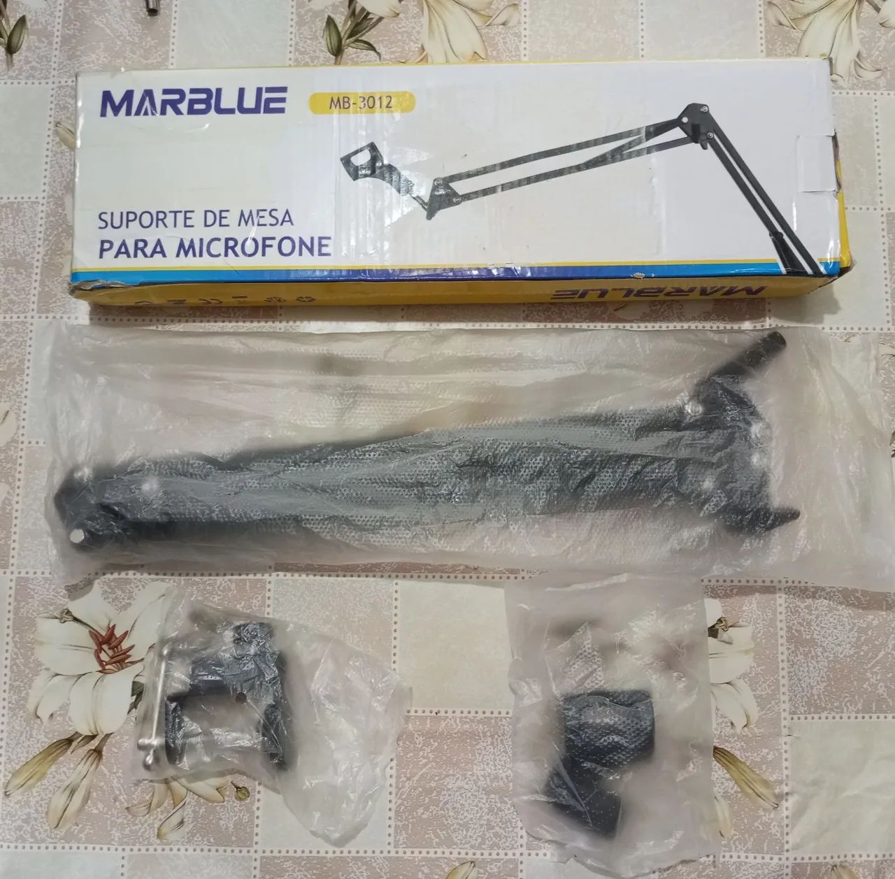 Vendo Microfone FIFINE AmpliGame A8 + Braço Articulado Marblue MB-3012 Novos - Foto 3