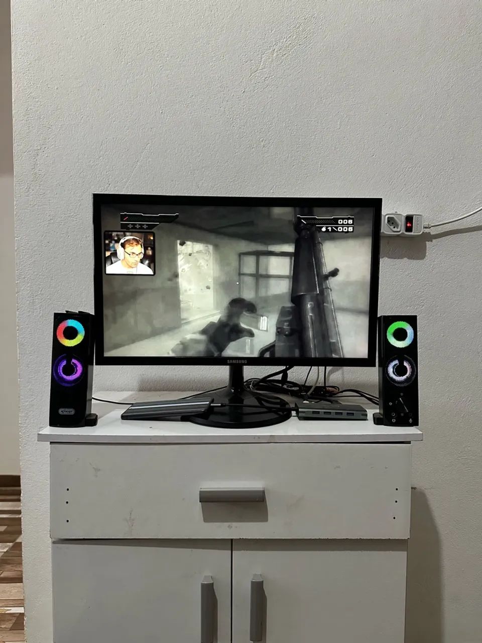 Monitor 