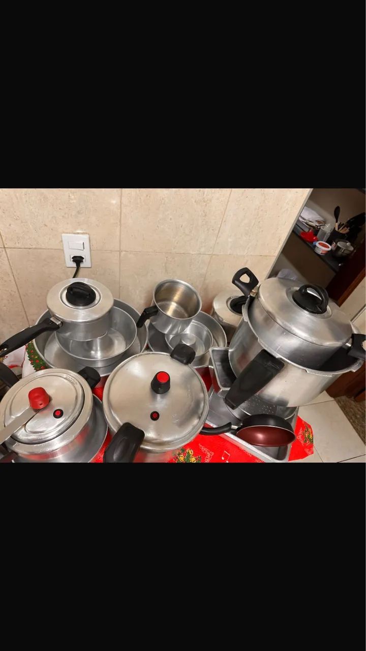 Panelas e utensílios de cozinha