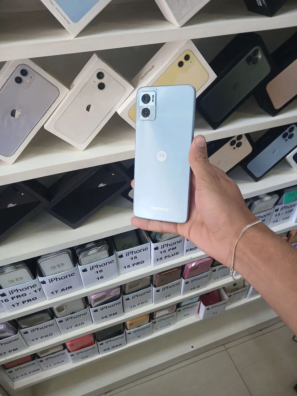 MOTOROLA E22
