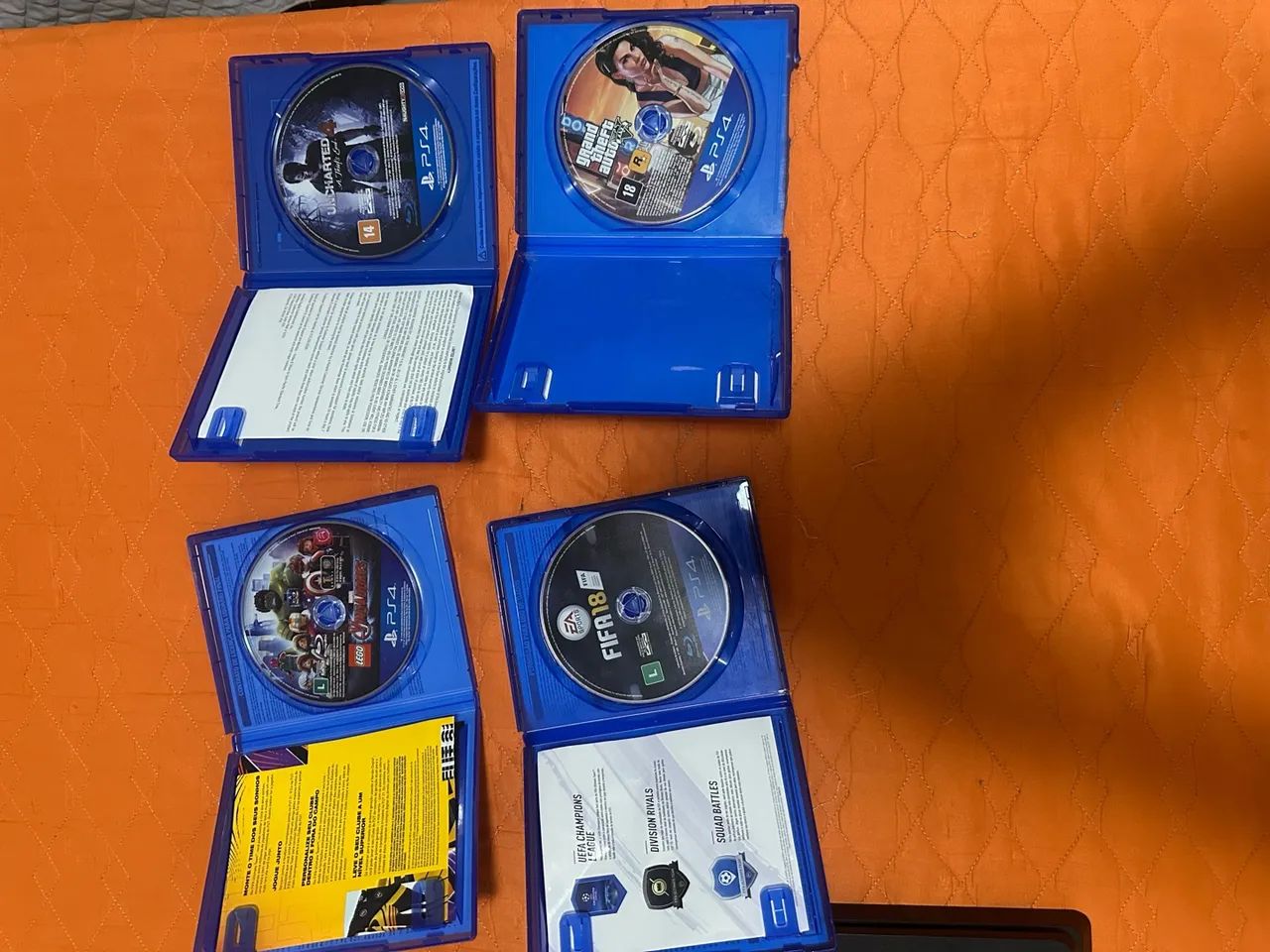 Ps4 slim 1 tera com controle+ 4 Jogos  - Foto 2