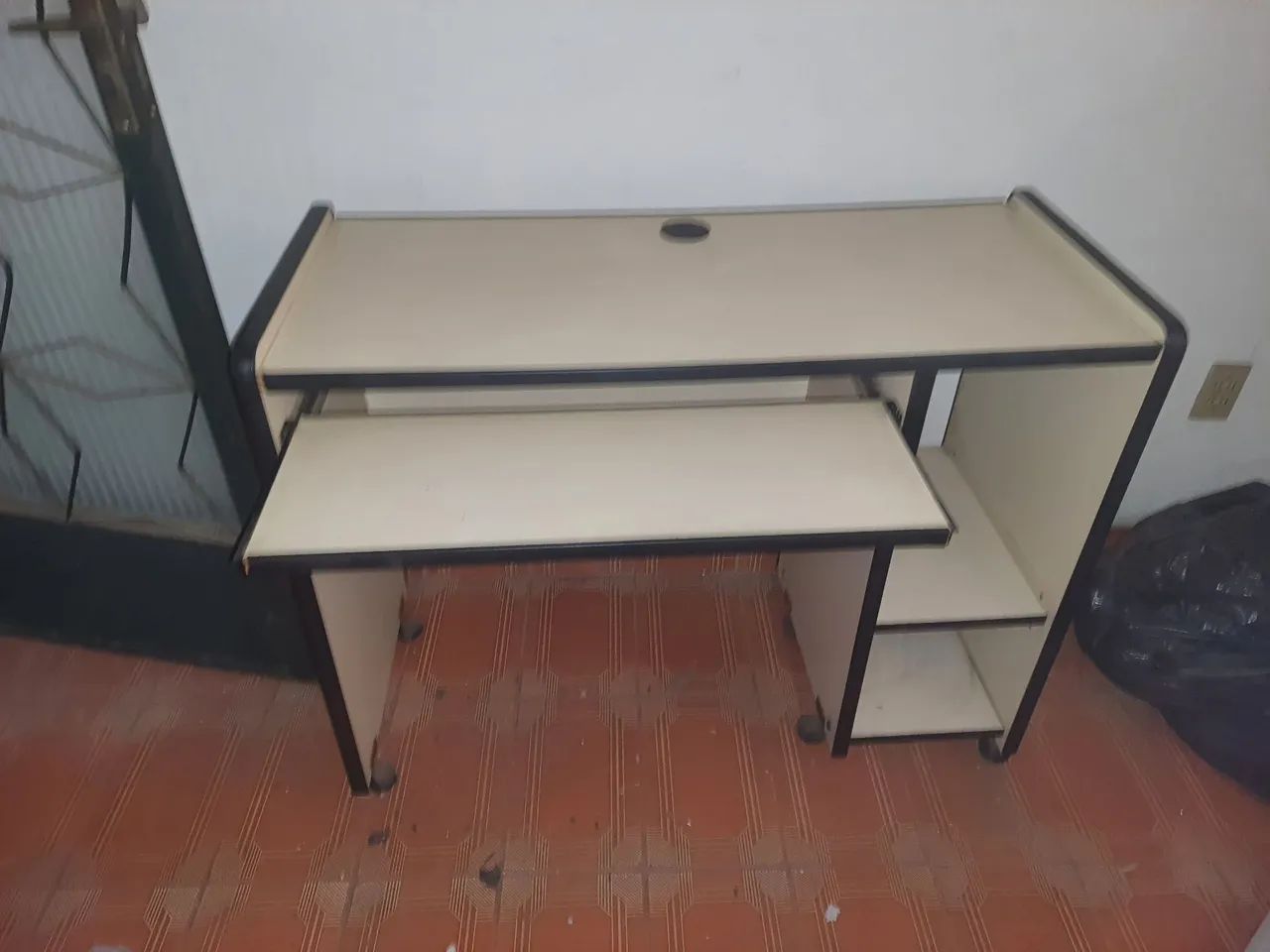 Mesa de escritório 