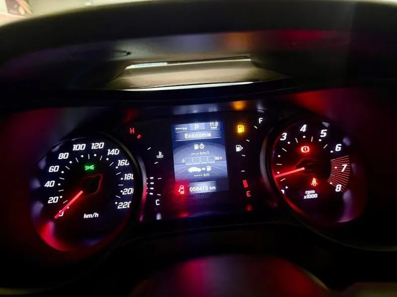 Fiat Cronos Drive 1.3 8V Flex Aut. 2023 - Foto 4