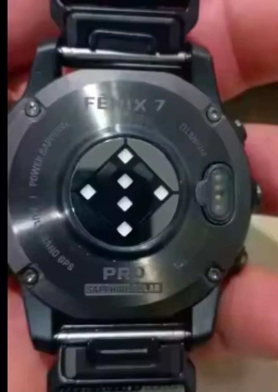 Protetor Garmin conector de carga Forerunner Fenix Epix Vivo Active Venu  - Foto 2