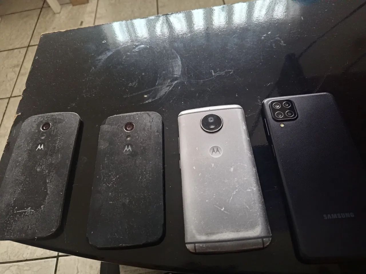 Celulares (4) Troco por 1 Celular Top  - Foto 4