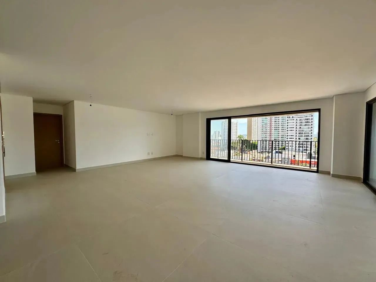 Imóvel para venda tem 245 metros quadrados com 4 quartos em Setor Bueno - Goiânia - GO - Foto 5