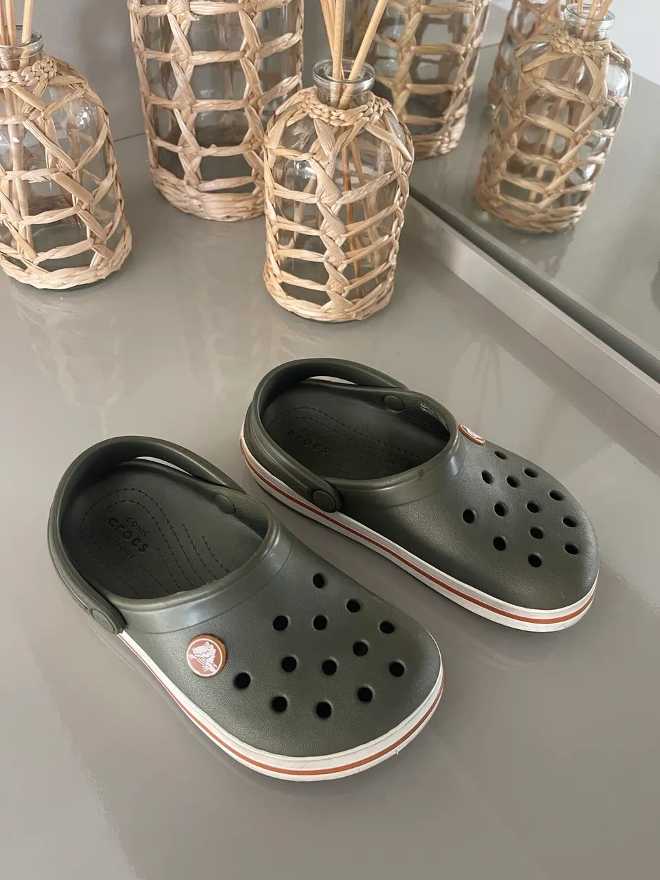 Crocs C11 - calça 28/29 - Foto 2