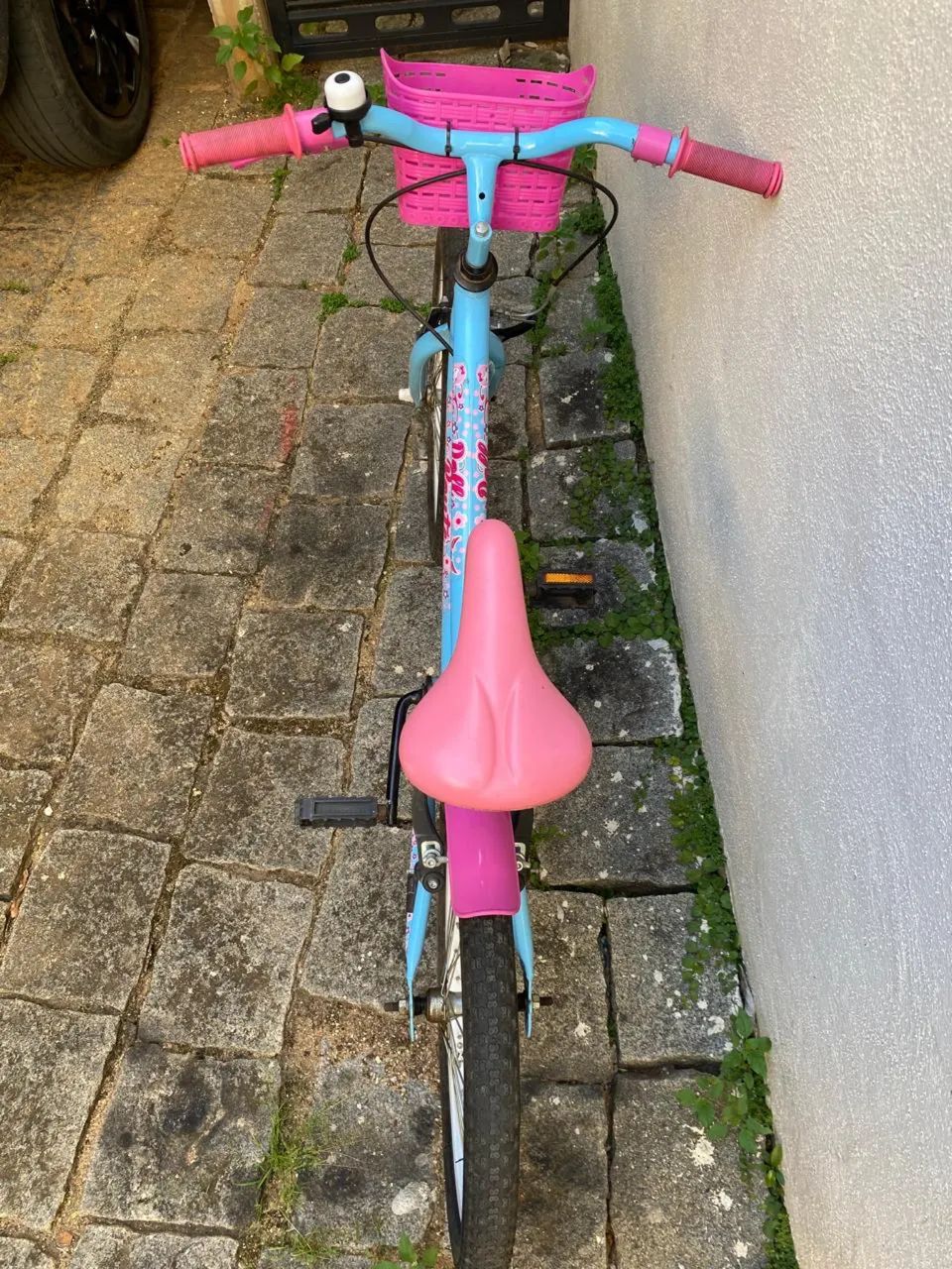 Bicicleta infantil rosa e azul - Foto 3