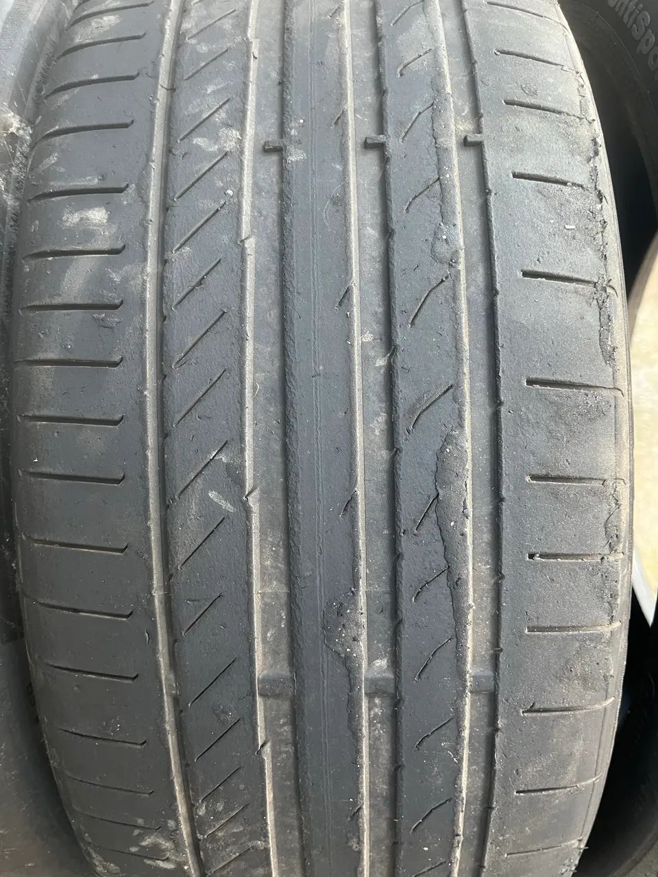 4 Pneus 235/40 ZR 20 Continental - Peças para carros, vans e
