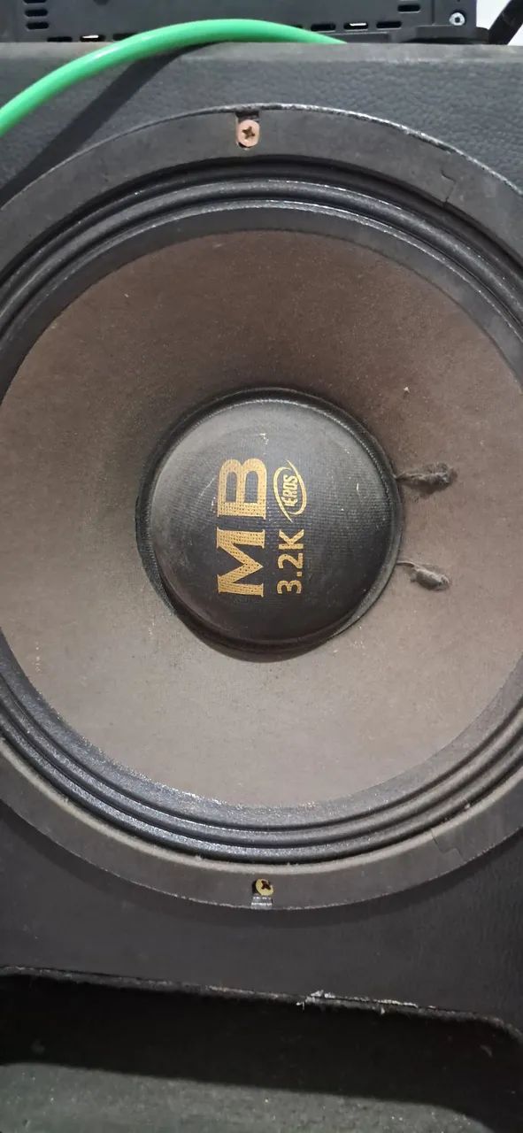 VENDO CAIXA DE SOM PARA CARRO 