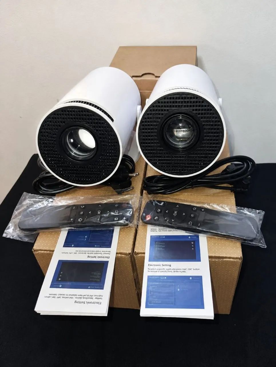 Projetor Smart de vídeo HDMI HY300/ Tela 150 polegadas, YouTube e Acessórios - Foto 3