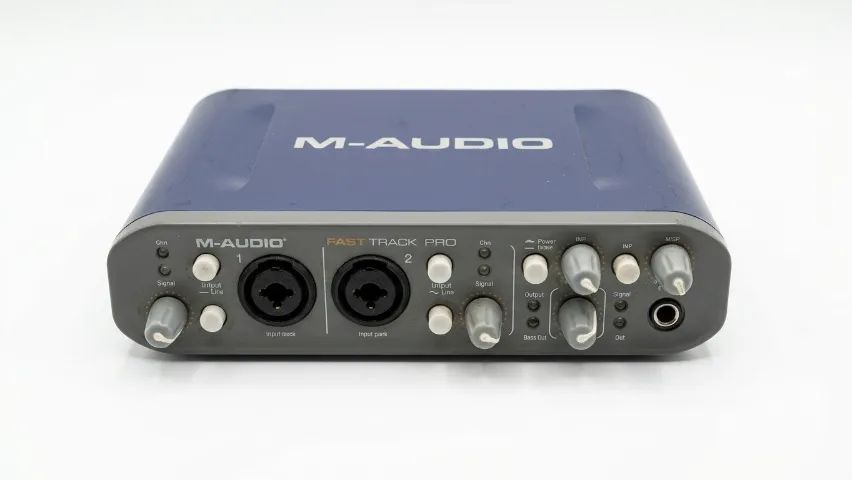 Placa de Áudio M-AUDIO FAST TRACK PRO 