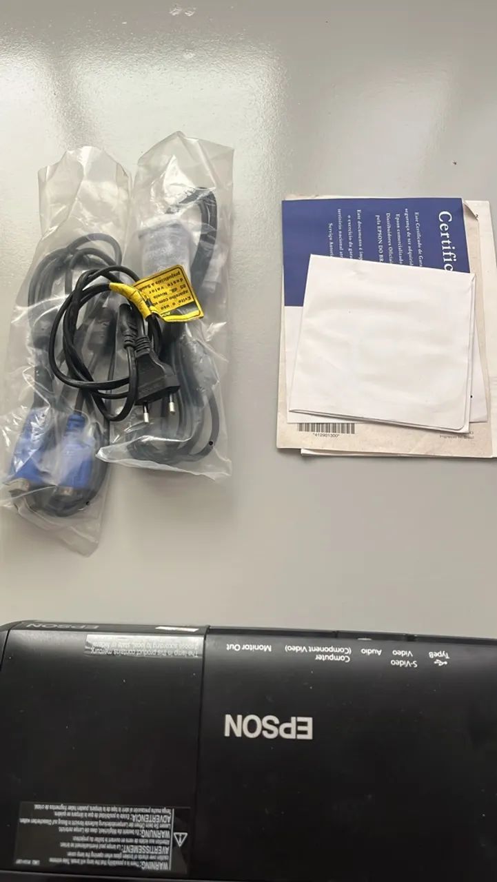 Projetor Epson powerlite S6+ - Foto 4