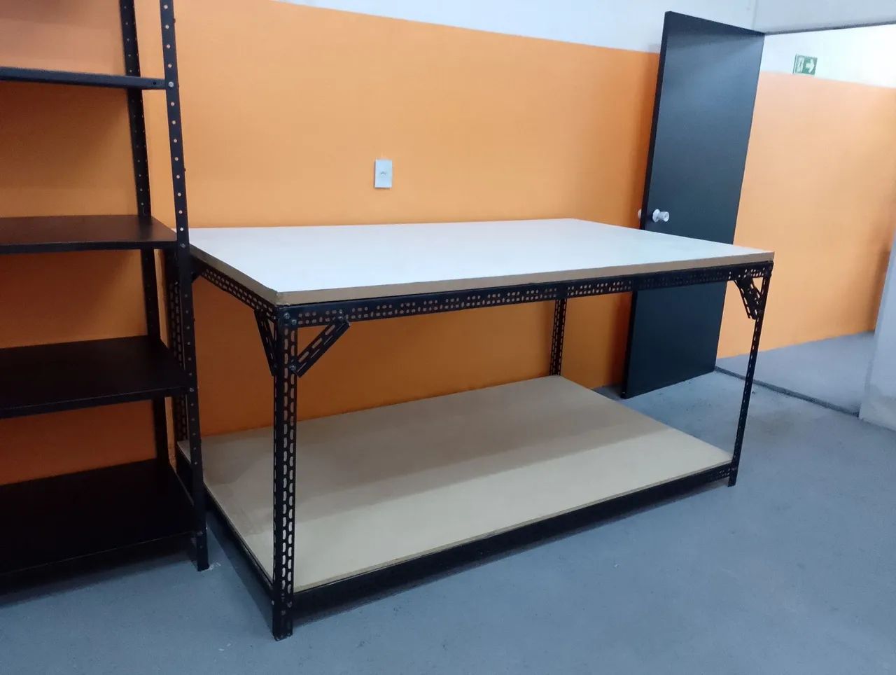 Bancada para empresa