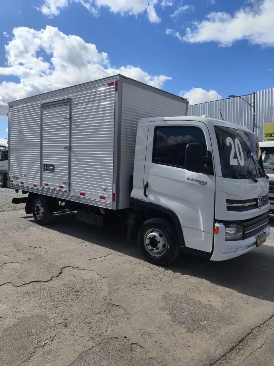 VW delivery express 2020 