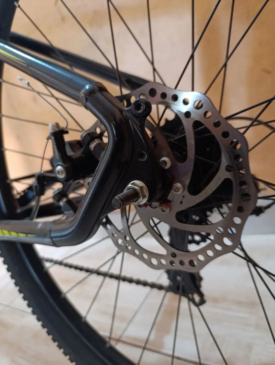 Bike COLLI 2 meses de uso/Aceito cartão  - Foto 4