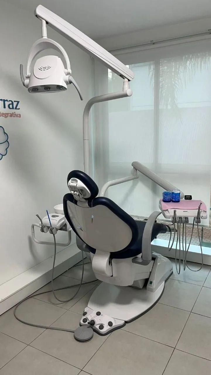 Cadeira Odontológica Impecável Saevo S300 Azul Marinho  - Foto 4