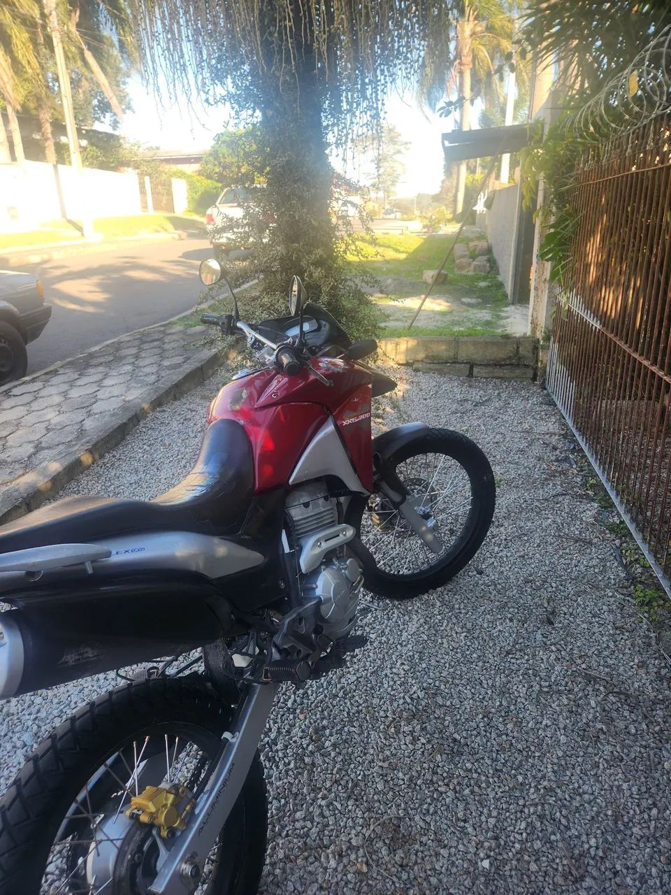 Honda XRE 300 - Foto 4