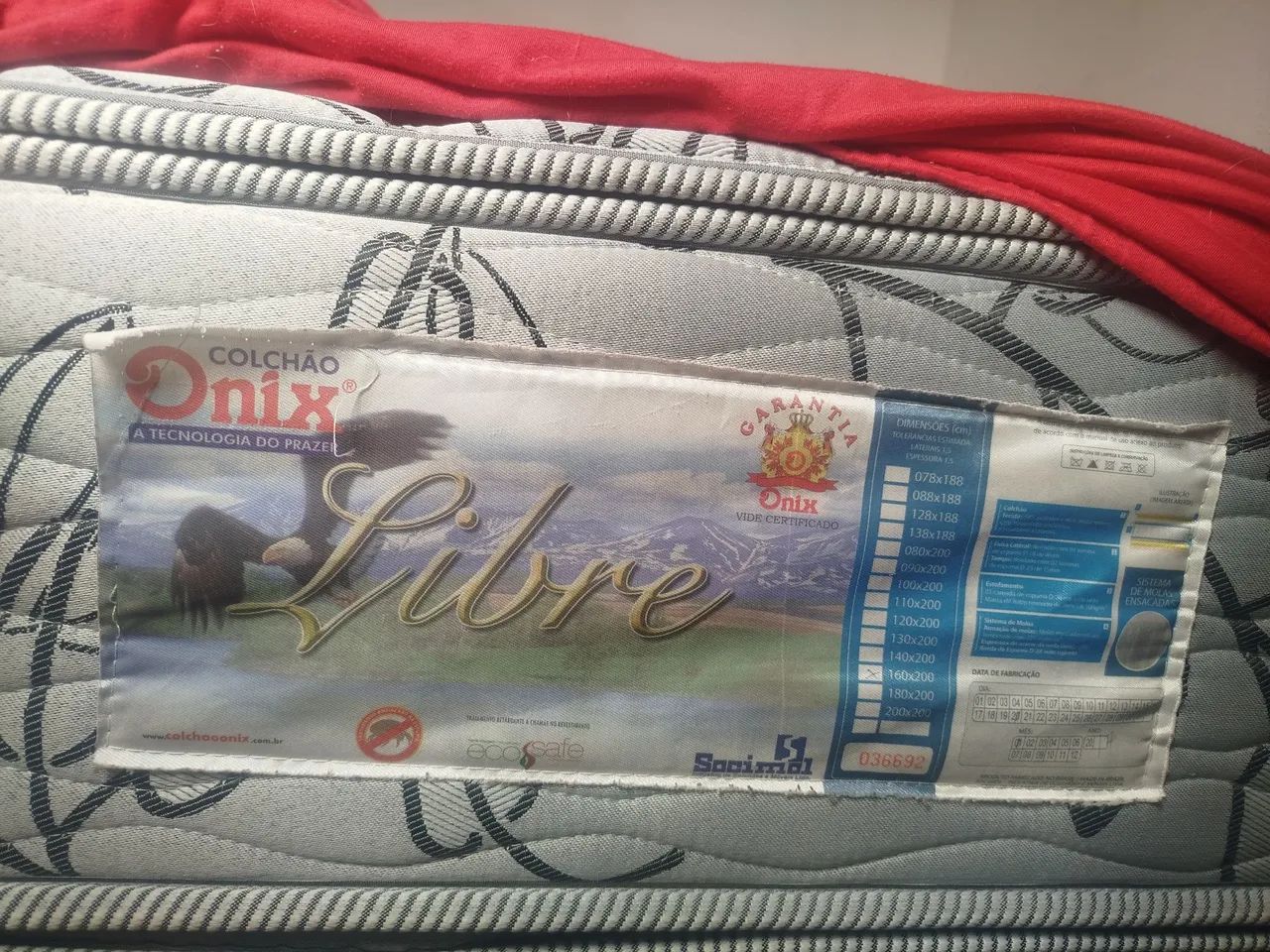 Cama quenn onix com mola ensacada 