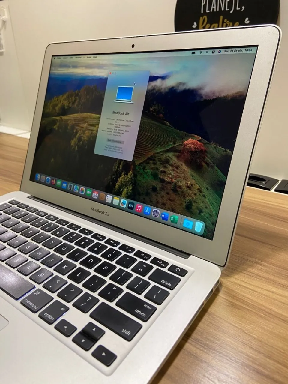 MacBook Air 13? Early 2015 - i5 | 8GB RAM | 128GB SSD