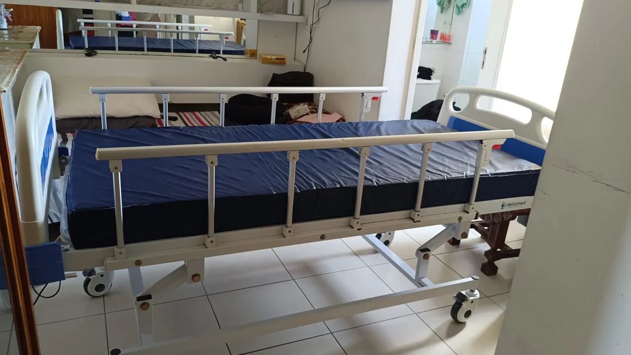 Cama Hospilar com 3 movimentos - Seminova - Foto 3