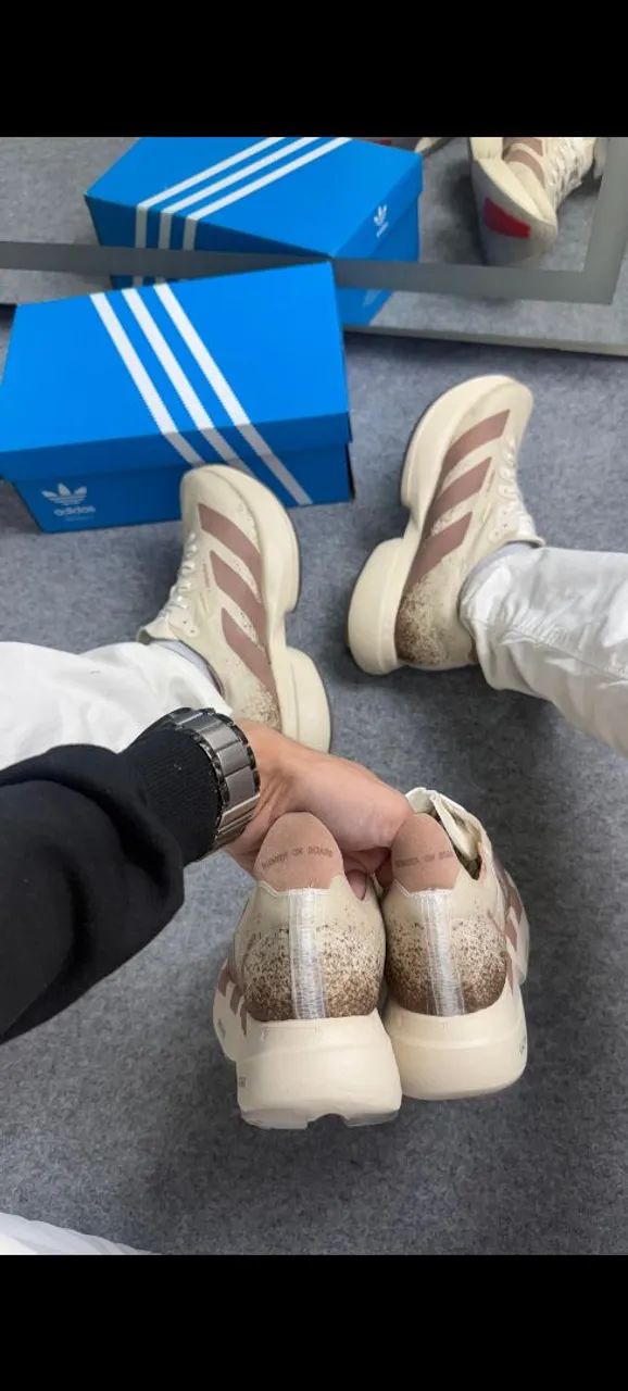 Tênis Adidas Adizero Pro 4 marrom - Foto 4