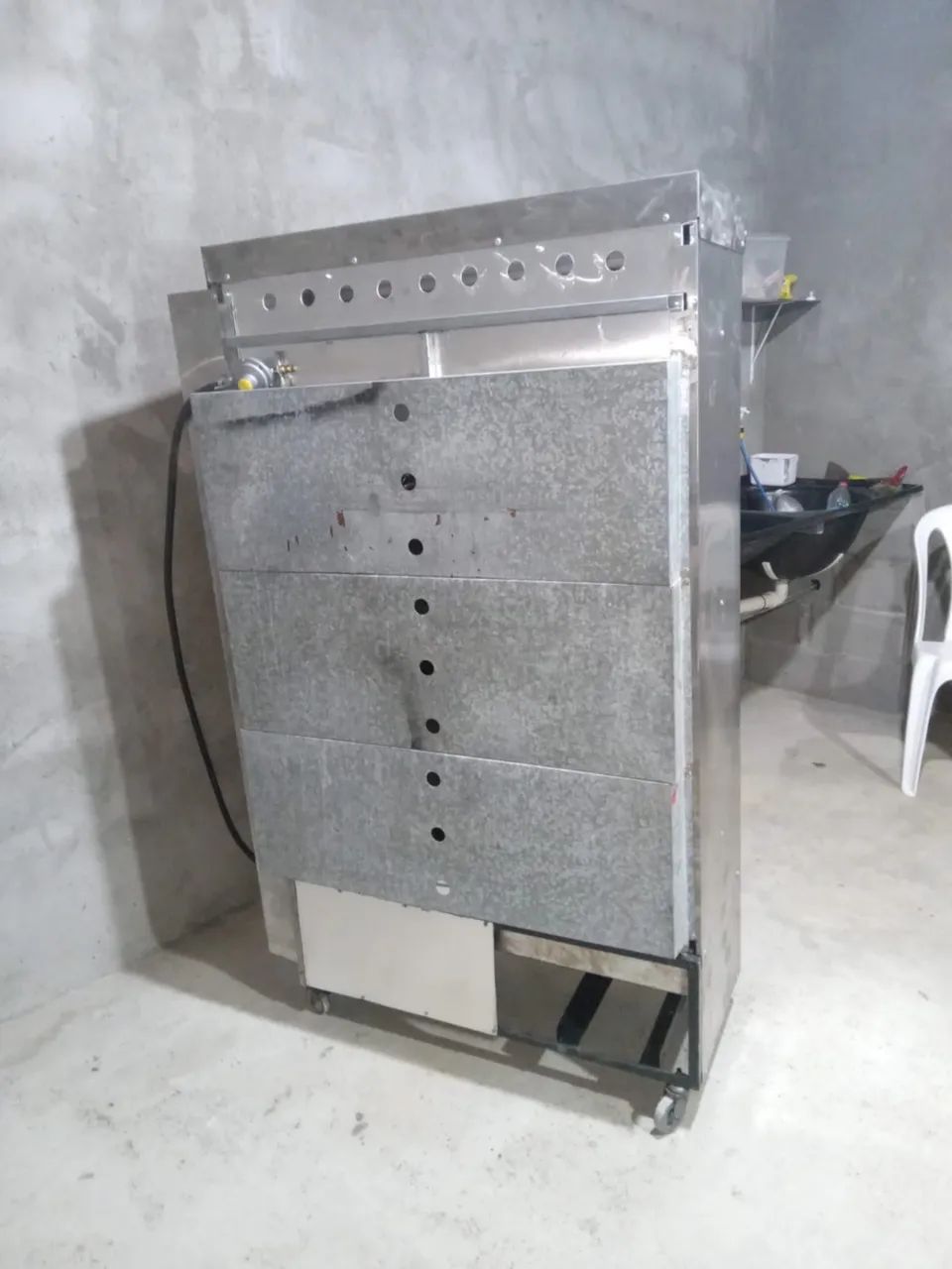 Máquina de assar frango 
