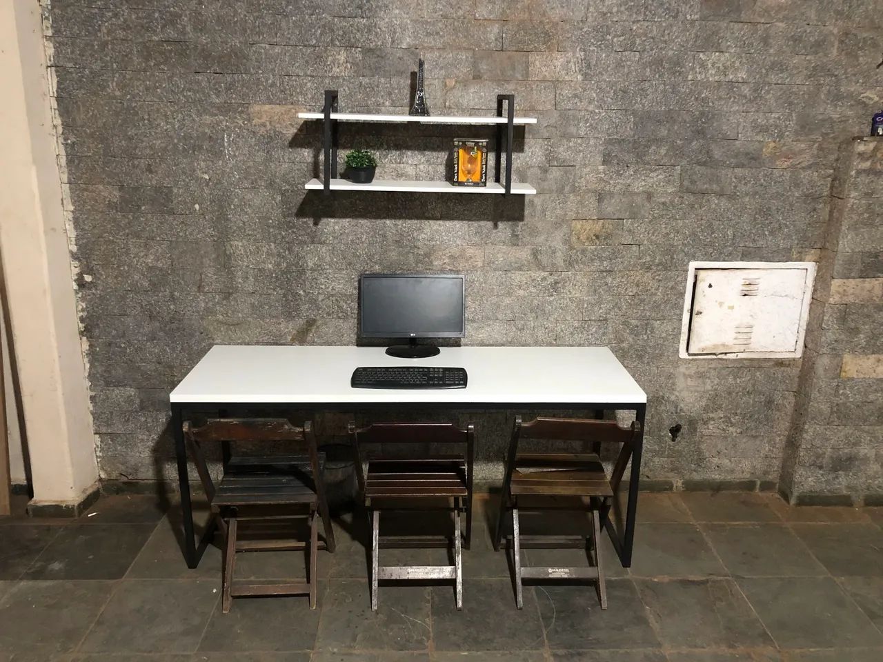 Mesa de escritório, escrivaninha  - Foto 4