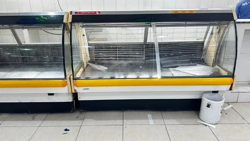 Expositor Refrigerado Auden- Para açougue- 2,04m - Foto 2