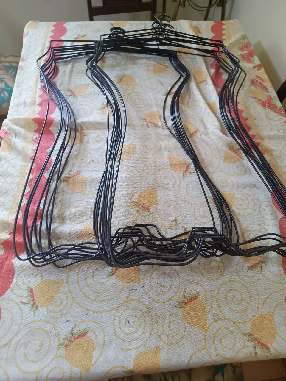Conjunto de 20 Cabides Silhueta Aramados  - Foto 4