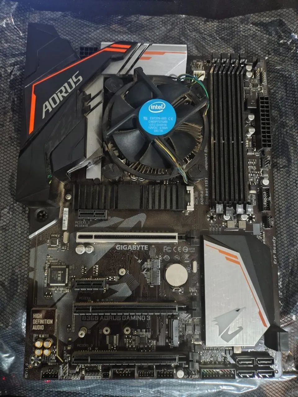 KIT Processador i58400 + B360 AORUS GAMING 3