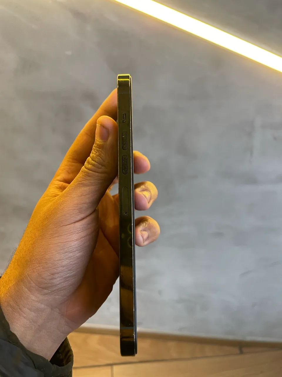? iPhone 13 Pro Max 128GB ? R$ 1.800 - Foto 2
