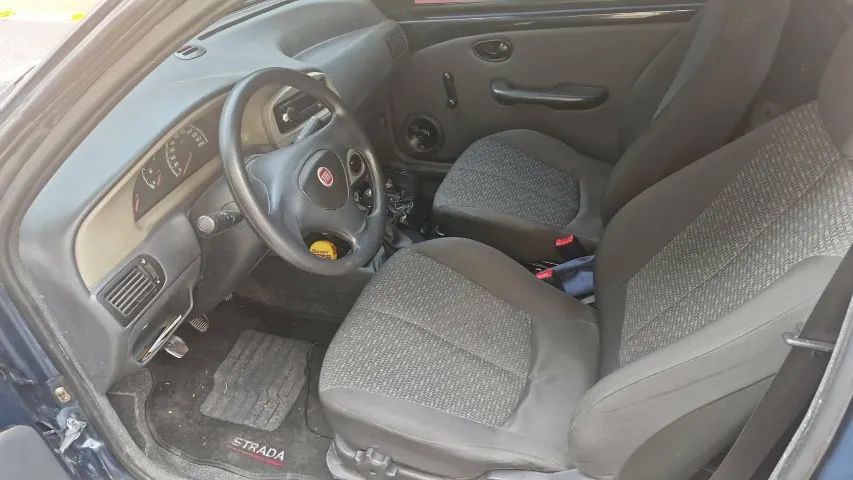 Fiat Strada 1.4 MPI Fire Flex 8V CS 2010 - Foto 3
