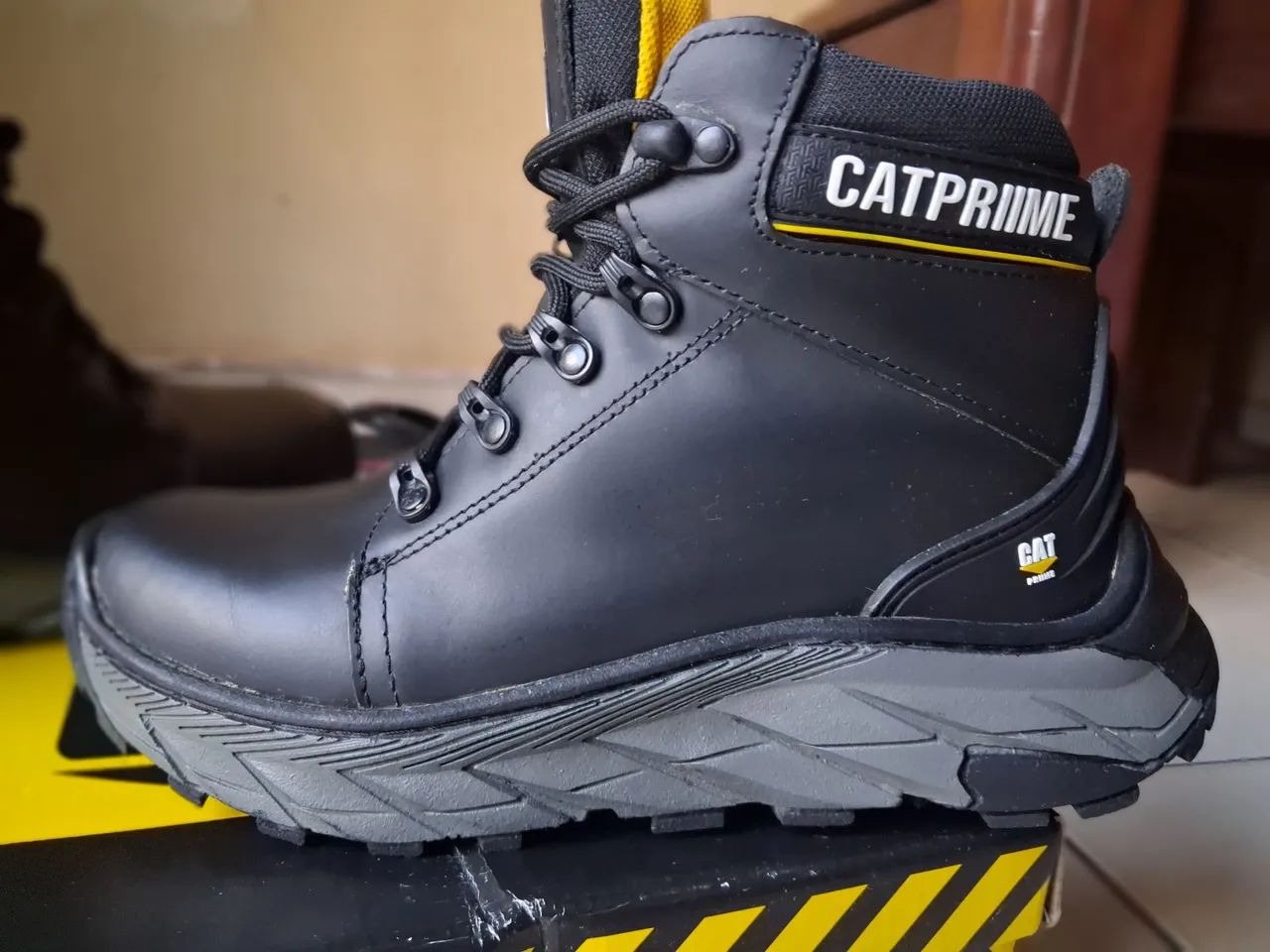 Bota Cat prime original 