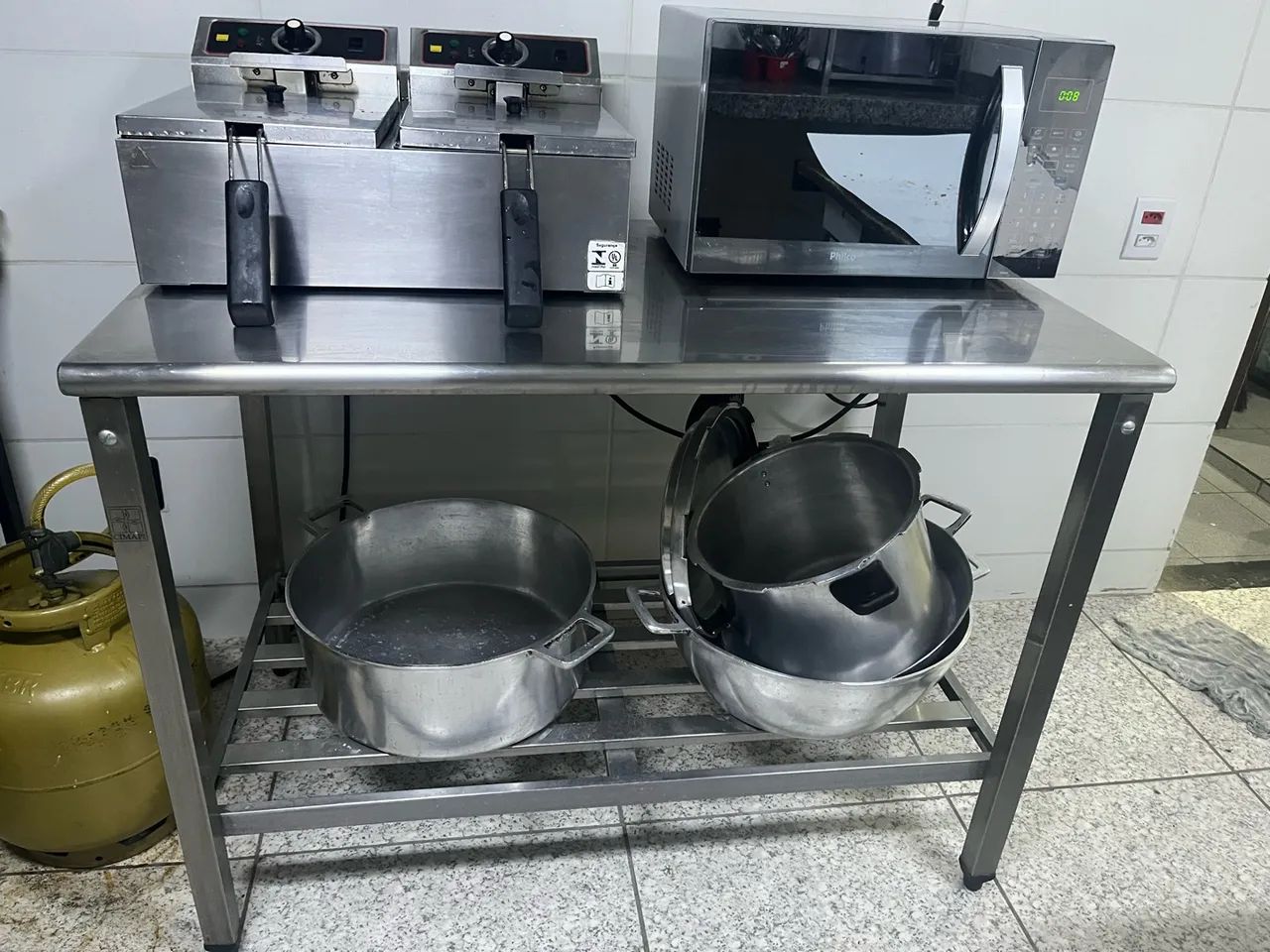 Utensílios e equipamentos  para lanchonete pacote completo 